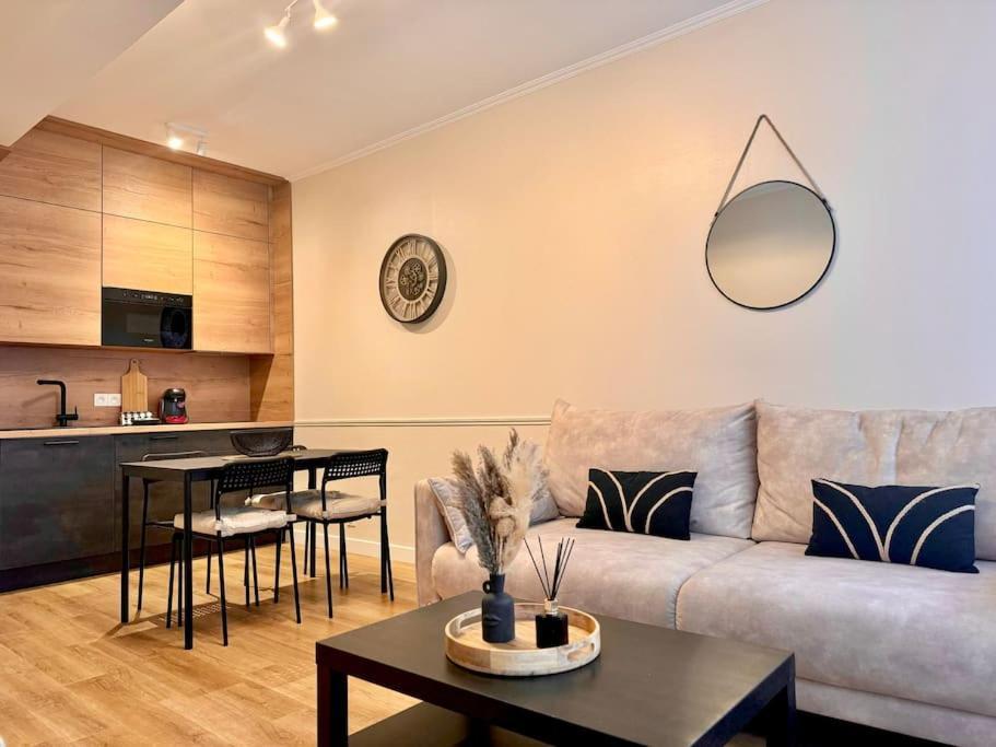 L'Orchidee - Netflix - Wi-Fi - Proche Centre Apartment ทรัวส์ ภายนอก รูปภาพ